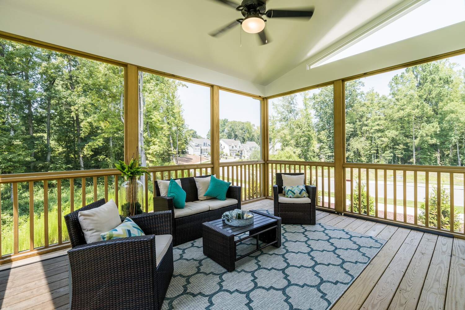 Home Site 16: Screened Porch