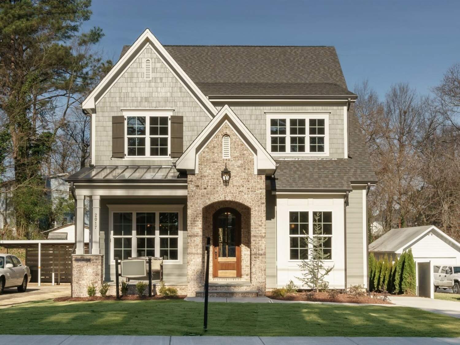 Raleigh Proper Estate style homes inside the beltline