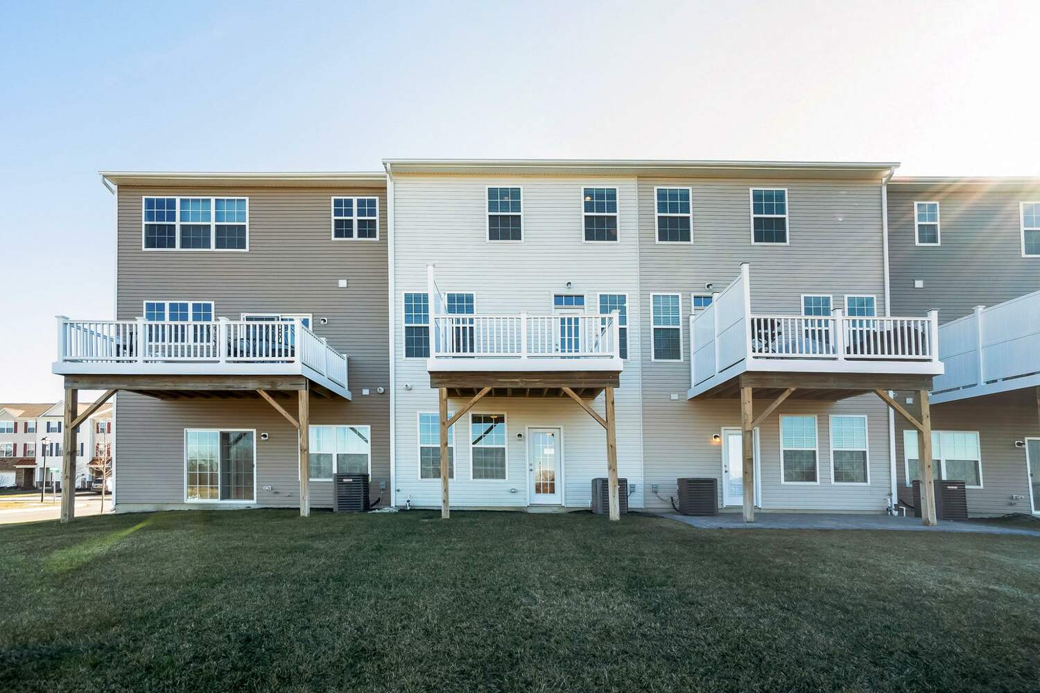 The Courts at Weatherby Woolwich, NJ