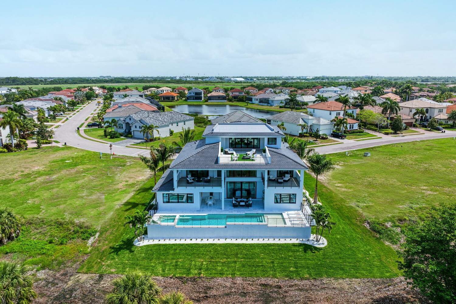 Legends Bay 2