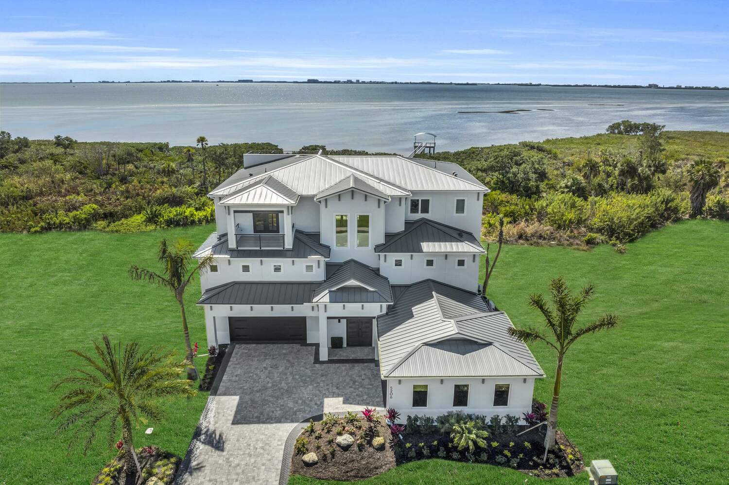 Legends Bay 12
