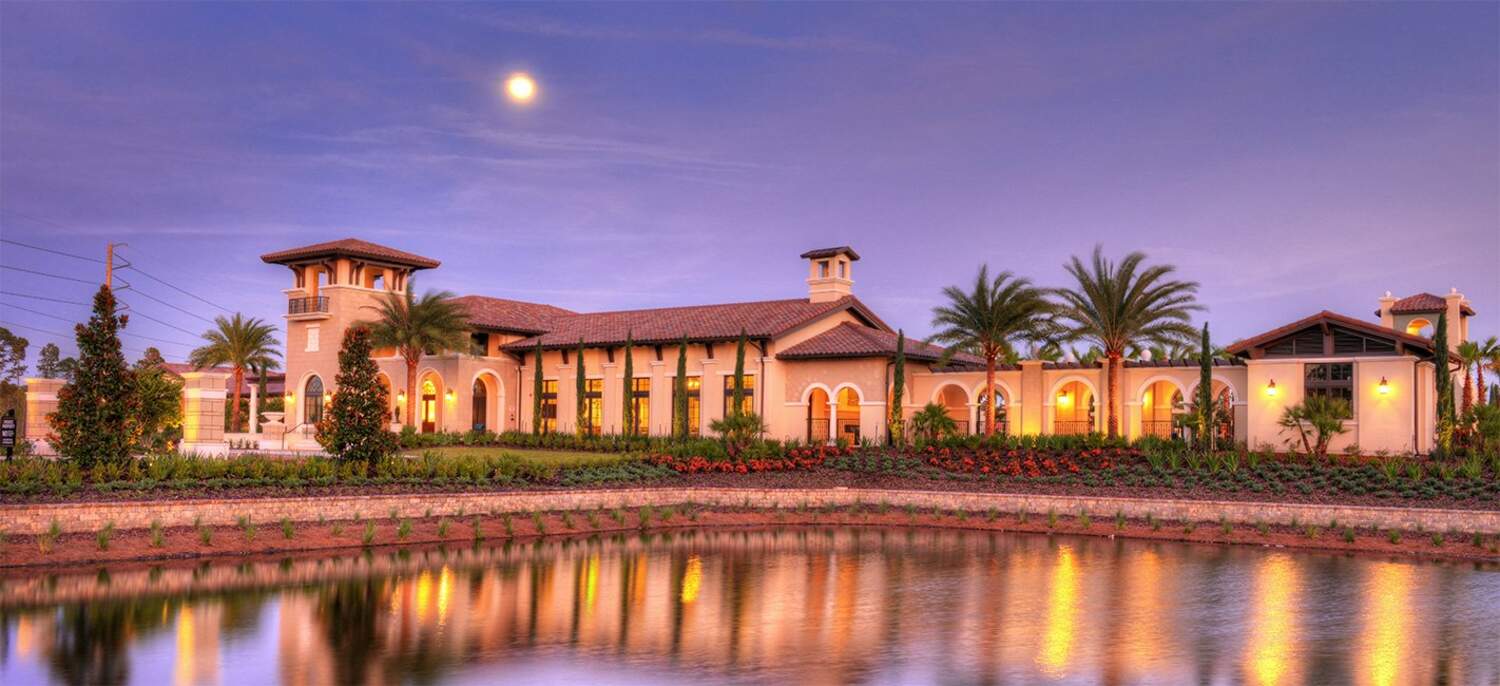 10,000-square-foot clubhouse