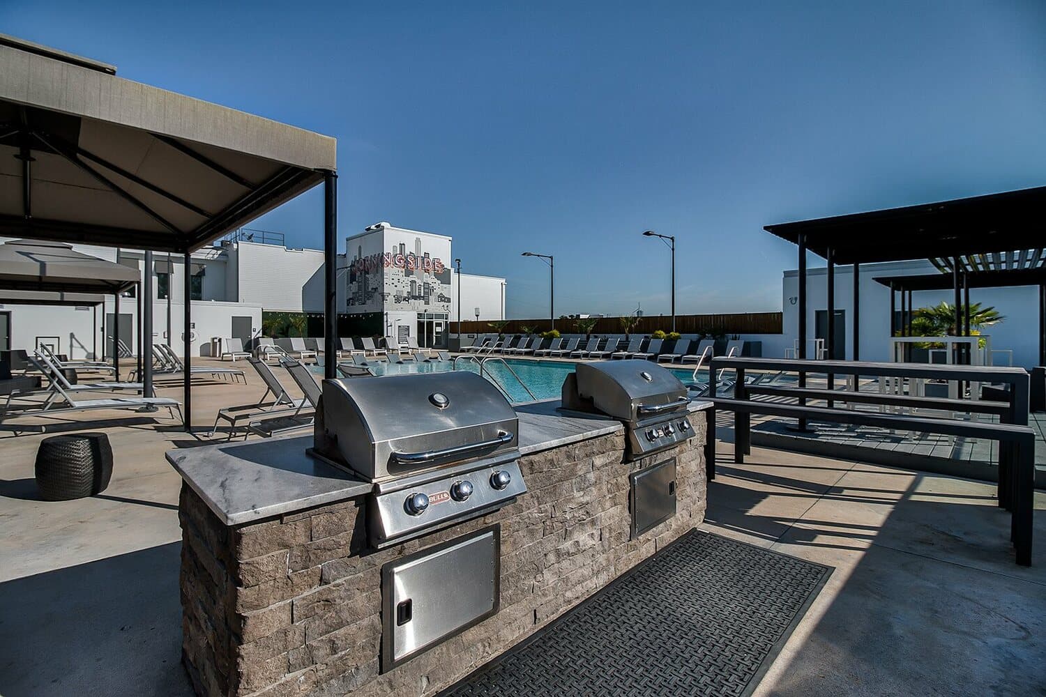 pool area with grill